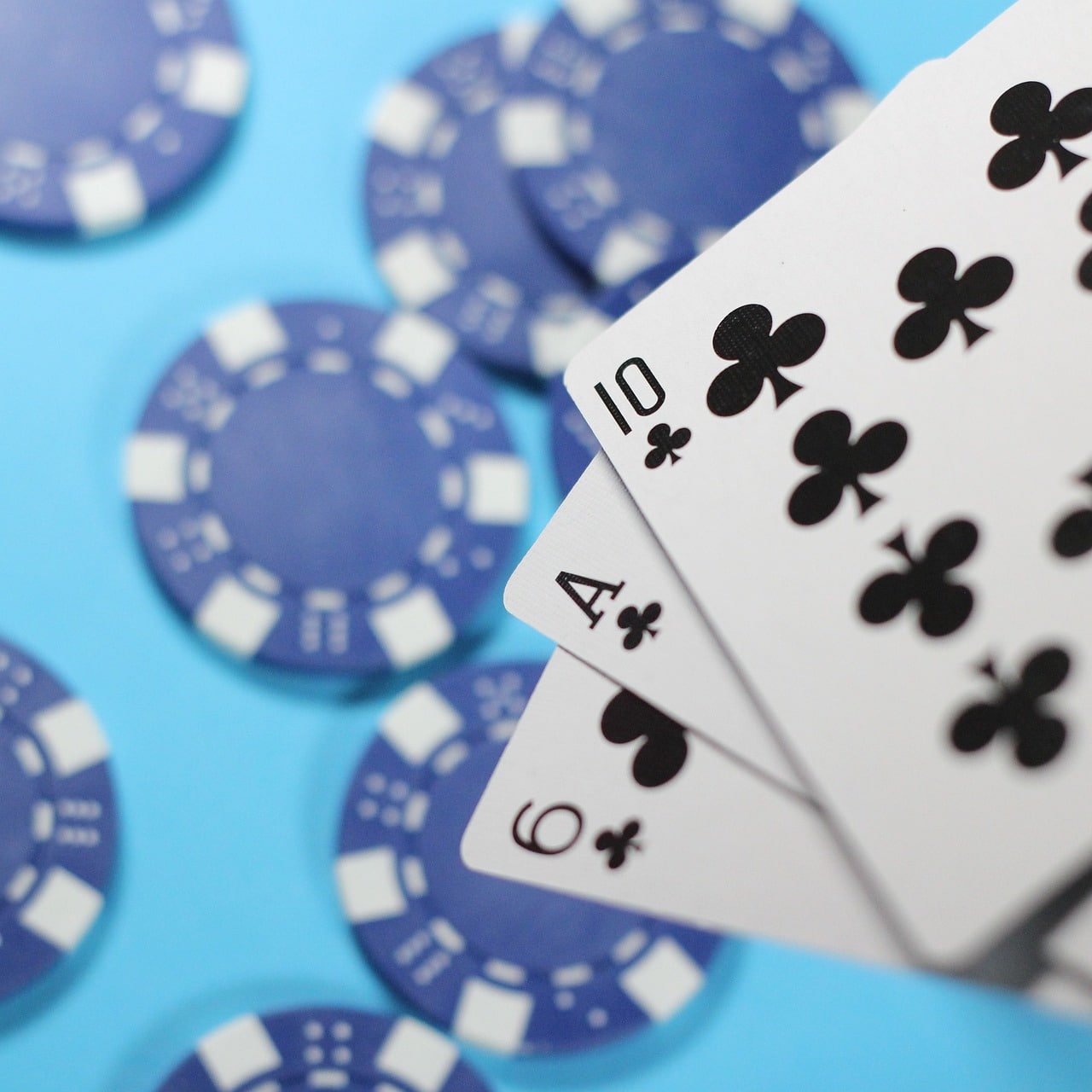 Live dice game on max77 login showing transparent dice cage with two white dice about to roll